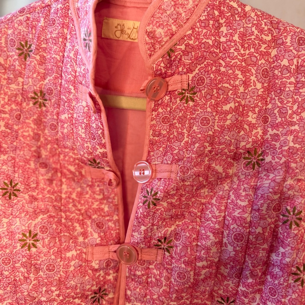 Pink Floral Women's Quilted Jacket - Picture 5 of 5